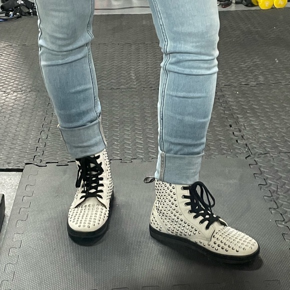 Dr. Martens Shorestud white spiked canvas shoes - Picture 13 of 16